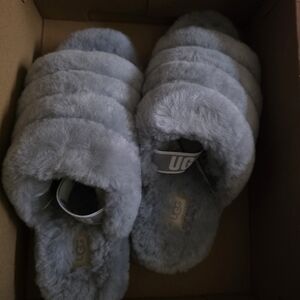 UGG Women's Blue Fluffy Slippers
